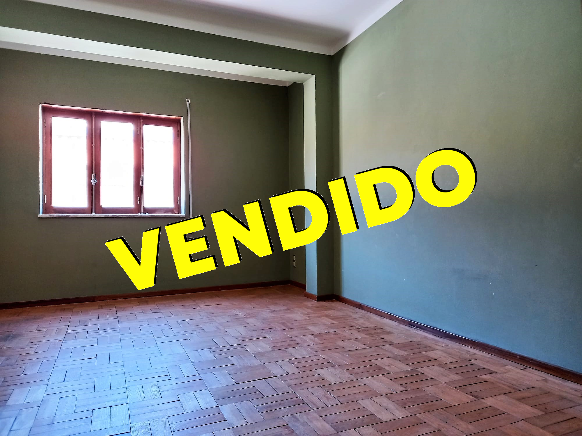 Imagem Apartamento T2 com 85m2 - 67.500,00€ - Fundão