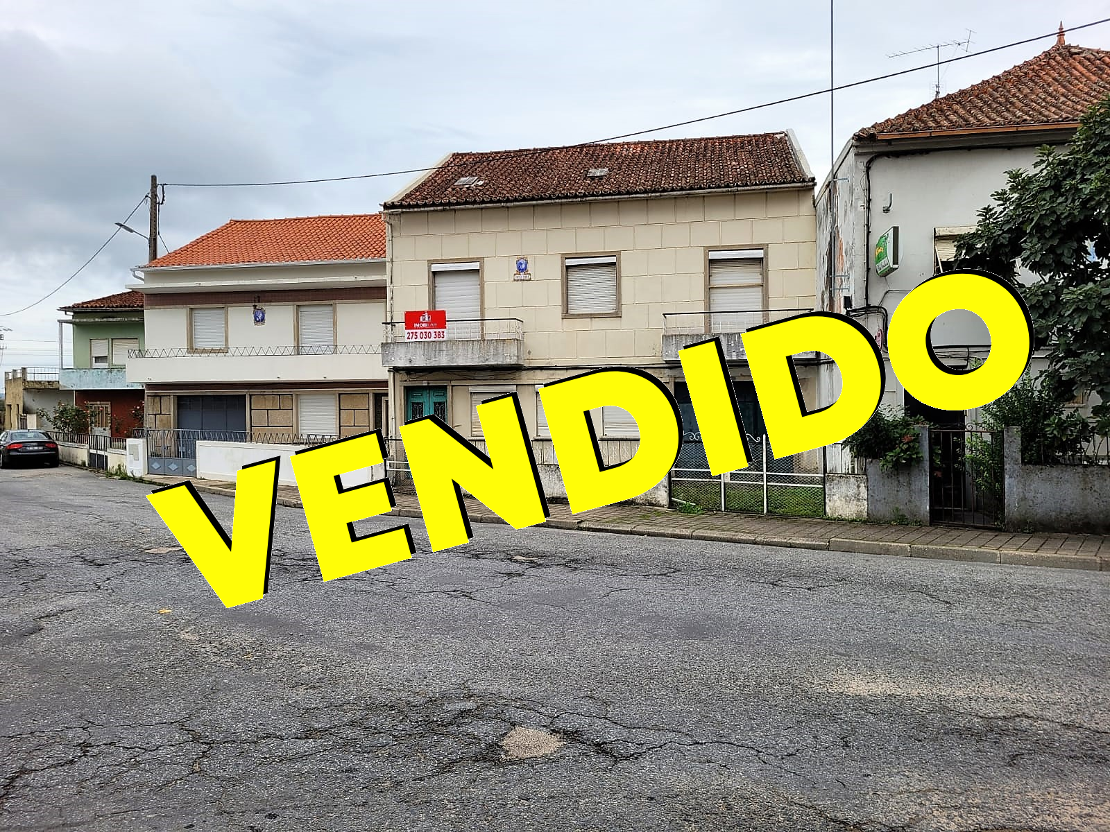 Imagem Moradia com Quintal e Garagem - 98.500,00€ - Fundão