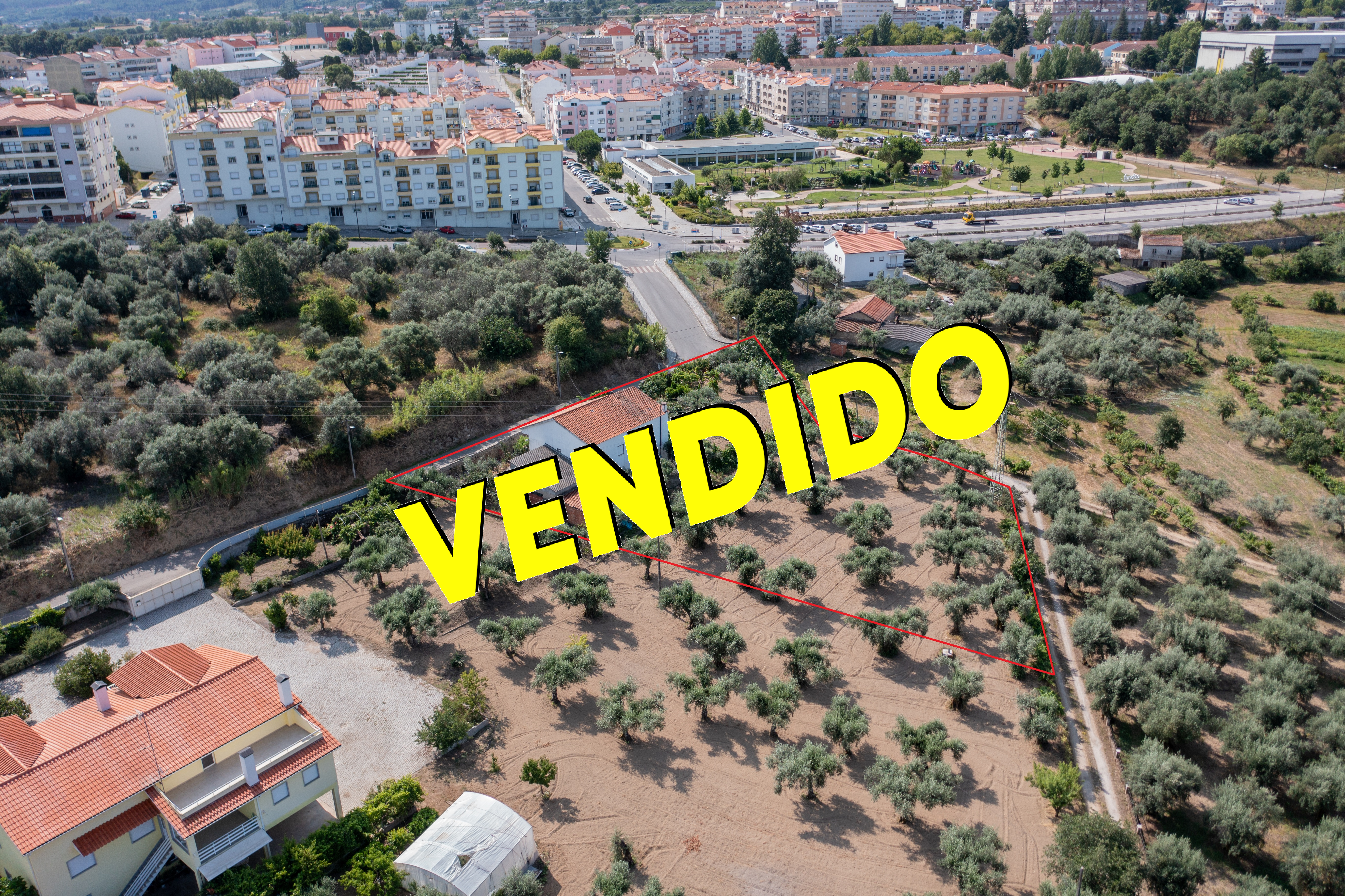 Imagem Moradia V3 - 169.000,00€ - Fundão (Vale de Canas)