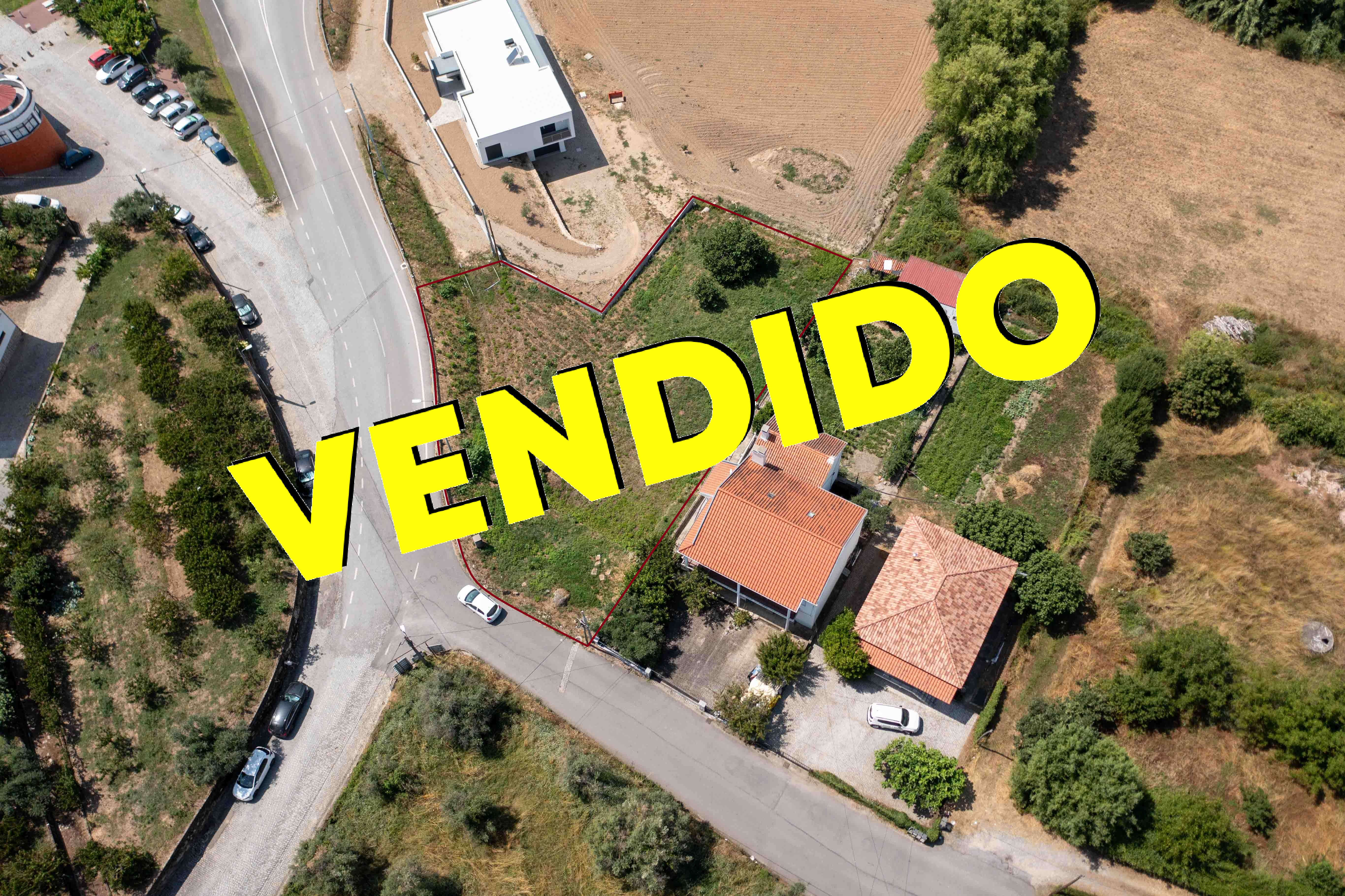 Imagem Terreno com Viabilidade de Construção e Projeto Aprovado - 57.500,00€ - Donas, Fundão