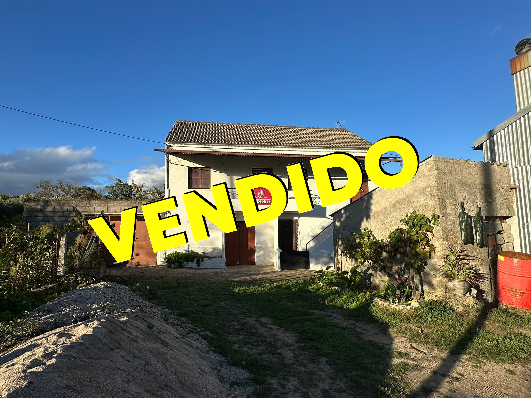 Imagem Moradia p/ Recuperar - 60.000,00€ - Donas, Fundão